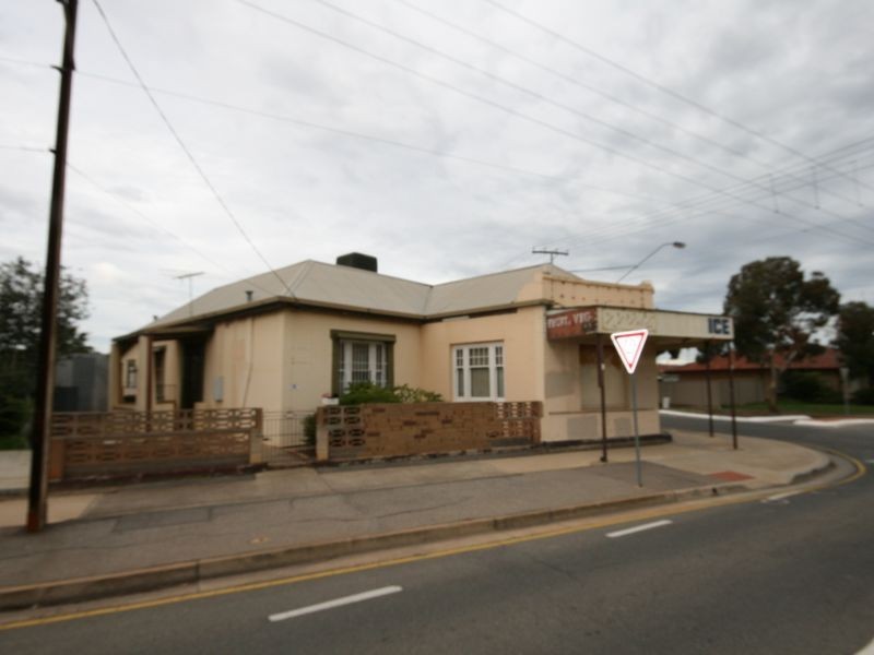 74 May Terrace, Ottoway SA 5013