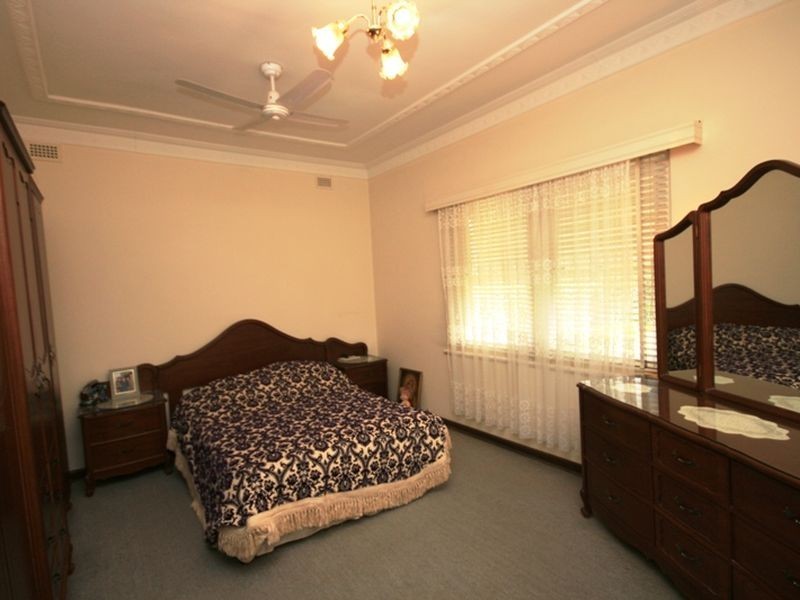 4 Llanfair Terrace, Westbourne Park SA 5041