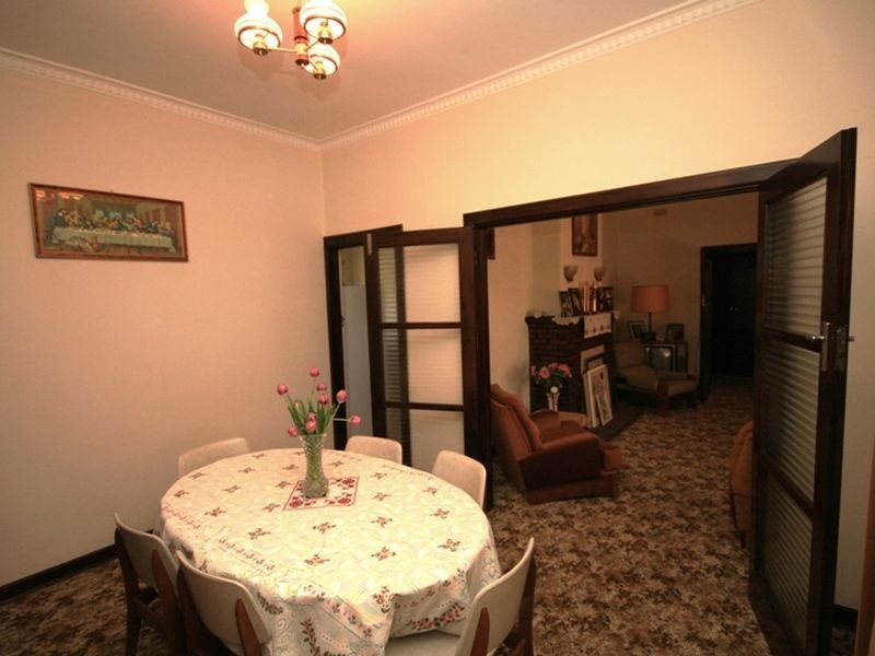 4 Llanfair Terrace, Westbourne Park SA 5041