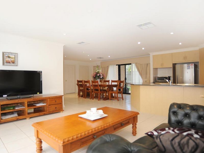 42 Hallett Avenue, Tranmere SA 5073