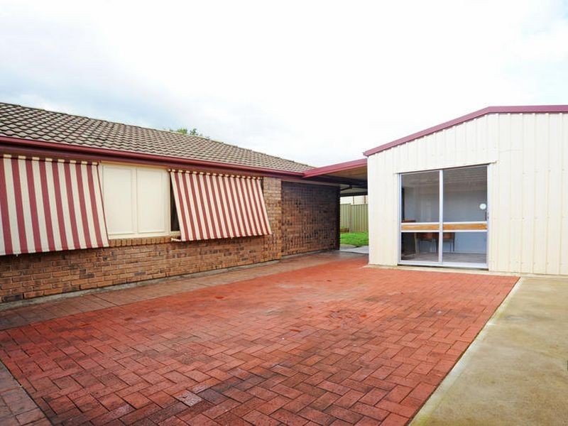 8 Holyoake Court, Hillbank SA 5112
