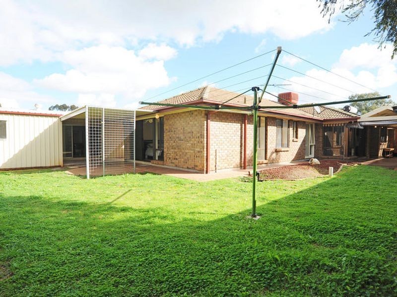 8 Holyoake Court, Hillbank SA 5112