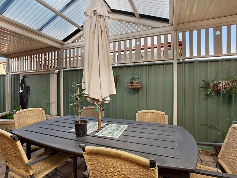 17 Rosella Street, Mawson Lakes SA 5095