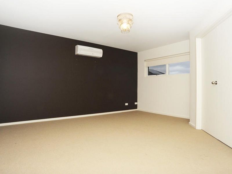 6 Reunion Lane, Mawson Lakes SA 5095
