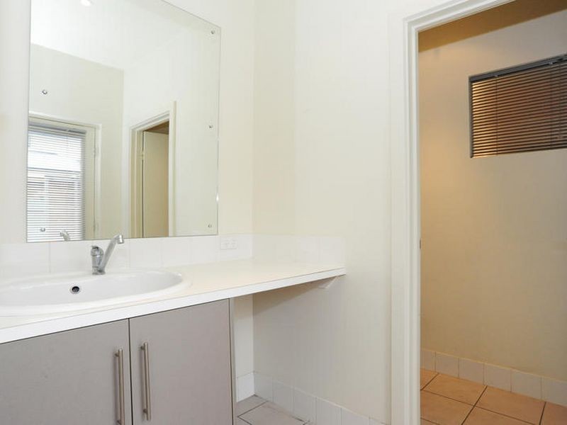 6 Reunion Lane, Mawson Lakes SA 5095