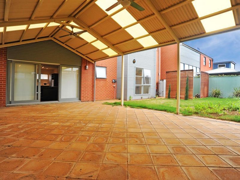 6 Reunion Lane, Mawson Lakes SA 5095
