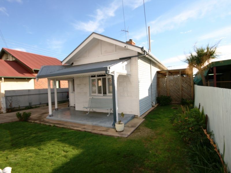 18 Cedar Avenue, Royal Park SA 5014
