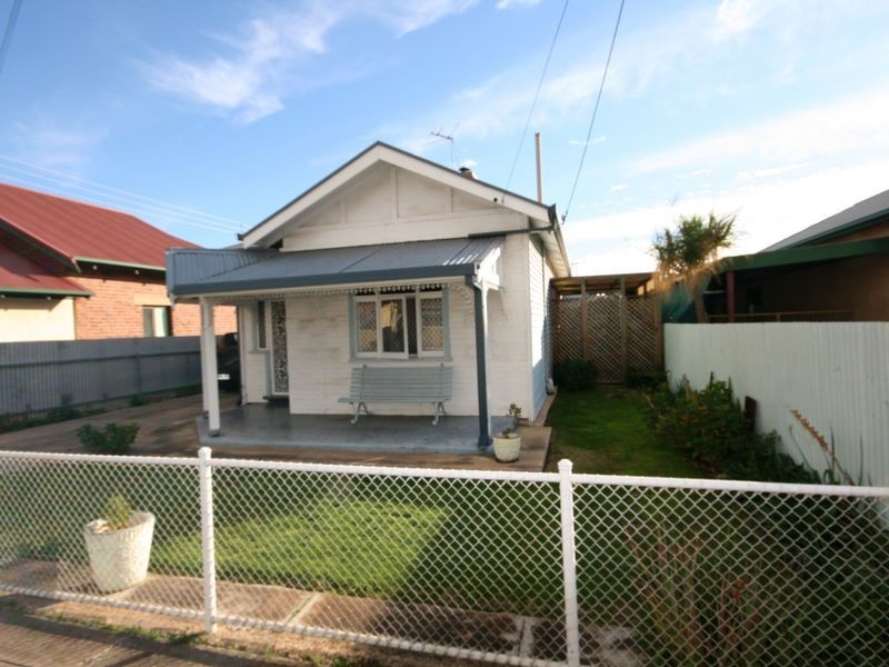 18 Cedar Avenue, Royal Park SA 5014