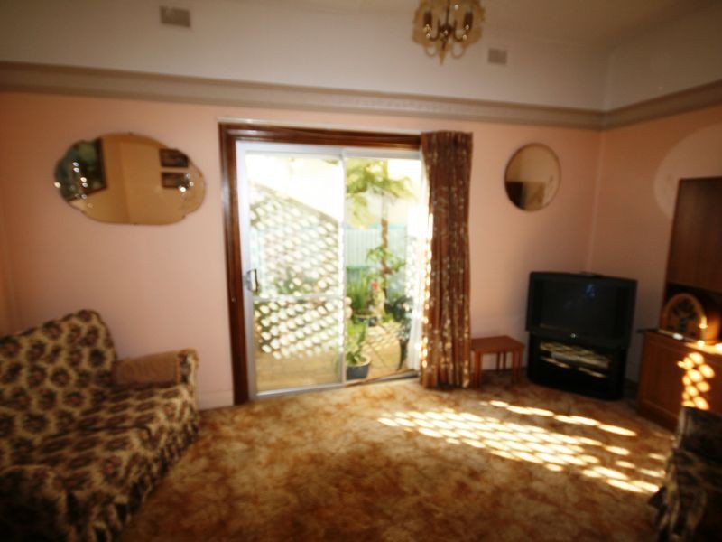 18 Cedar Avenue, Royal Park SA 5014