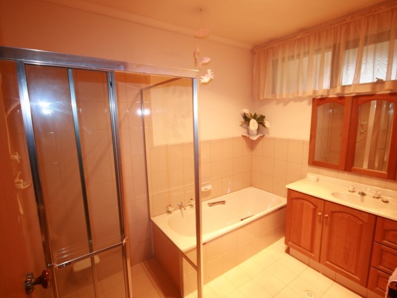 9 Zariba Court, Surrey Downs SA 5126