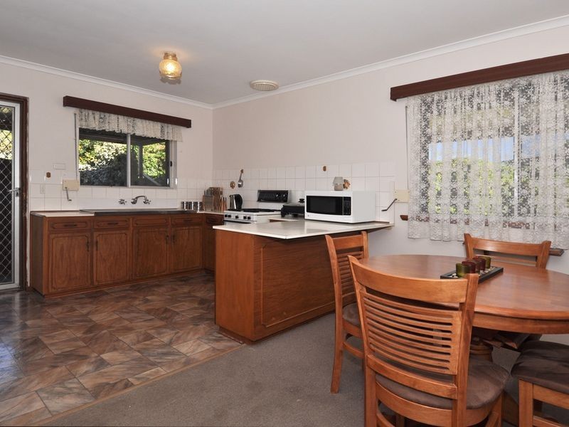 6 Kildare Avenue, Salisbury Downs SA 5108