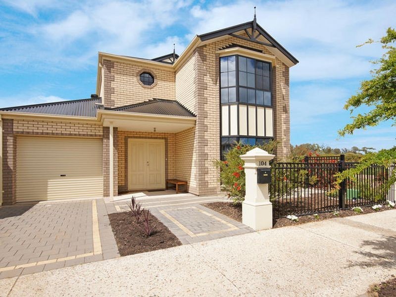 104 Sanctuary Drive, Mawson Lakes SA 5095