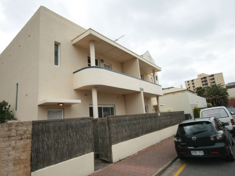 8/18A South Esplanade, Glenelg SA 5045