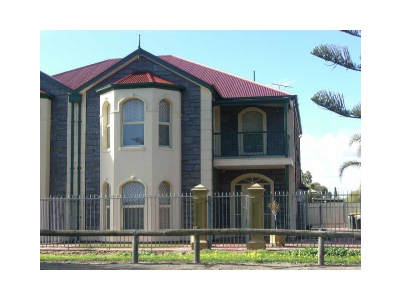 7 Foremost Court, North Haven SA 5018