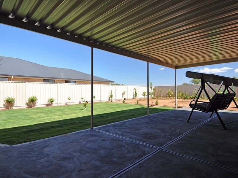 8 Claret Avenue, Virginia SA 5120