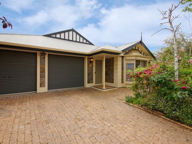 60 Lord Howe Avenue, Oakden SA 5086