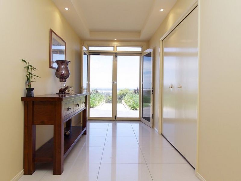 2 Waterview Crescent, Gulfview Heights SA 5096