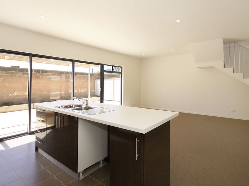 9/30 St Johns Road, Ottoway SA 5013