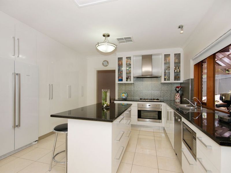 8 Cooinda Crescent, Athelstone SA 5076