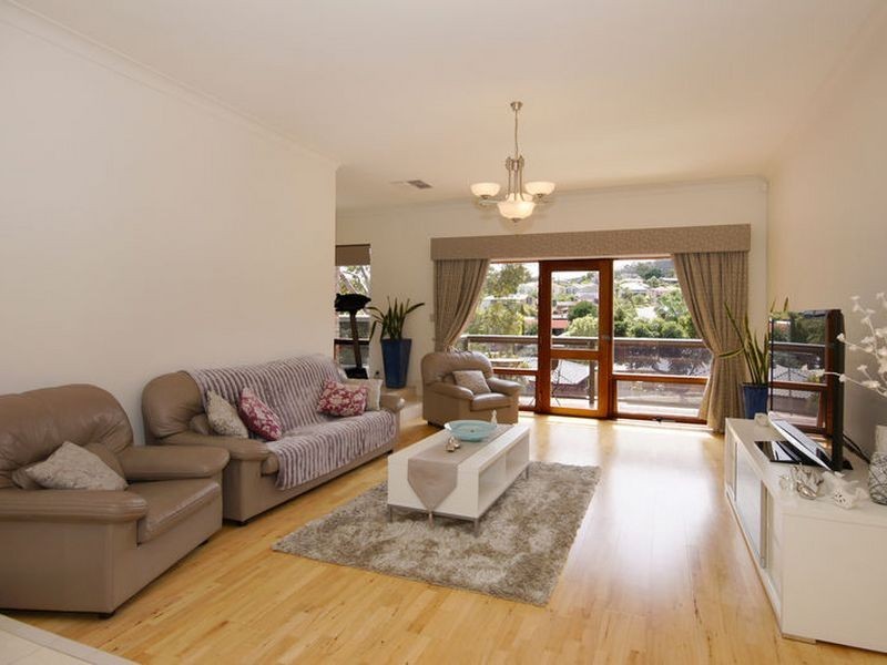 8 Cooinda Crescent, Athelstone SA 5076