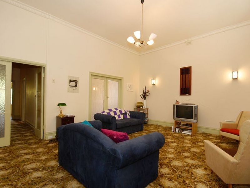 20 Seventh Avenue, St Peters SA 5069