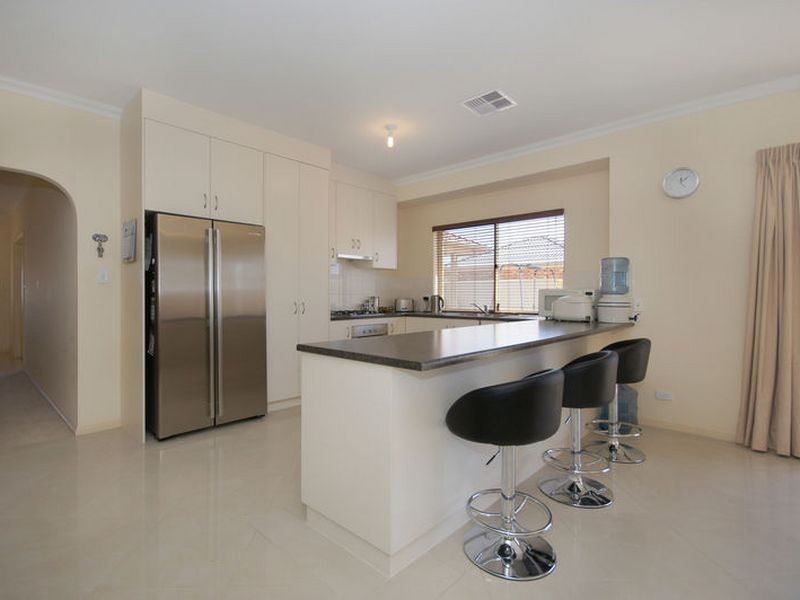 6 Newhaven Terrace, Burton SA 5110