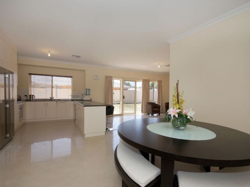 6 Newhaven Terrace, Burton SA 5110