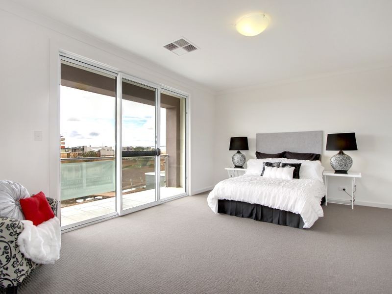 24 Ellis Lane, Mawson Lakes SA 5095