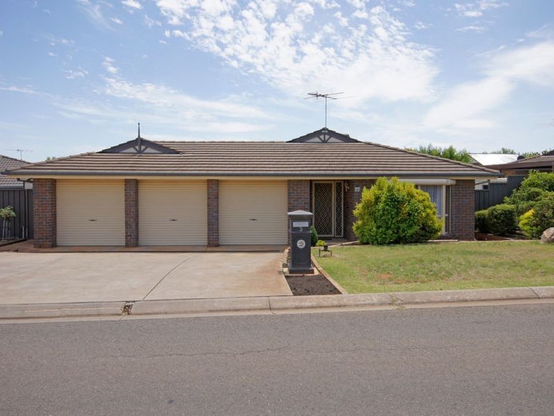 3 Buttercup Grove, Blakeview SA 5114