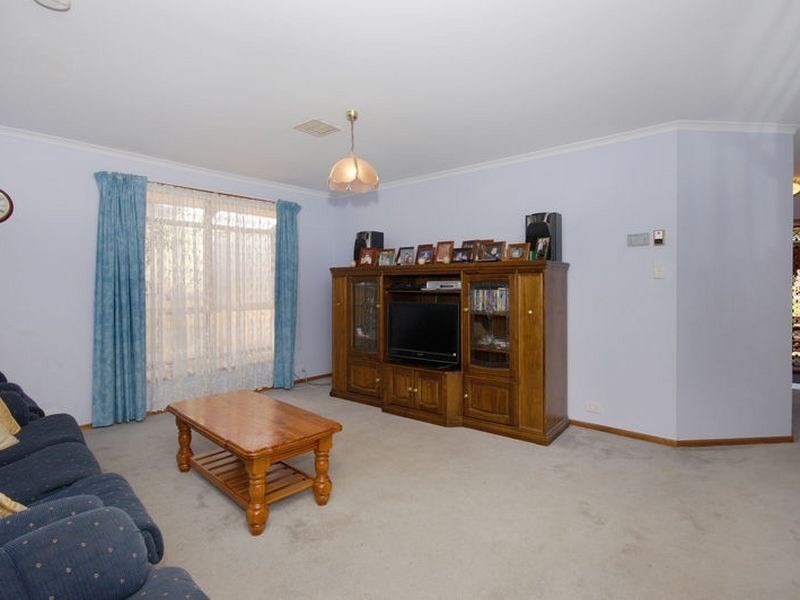 3 Buttercup Grove, Blakeview SA 5114