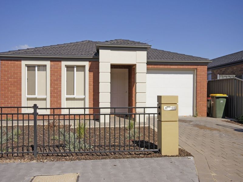 1 Chambri Lane, Andrews Farm SA 5114