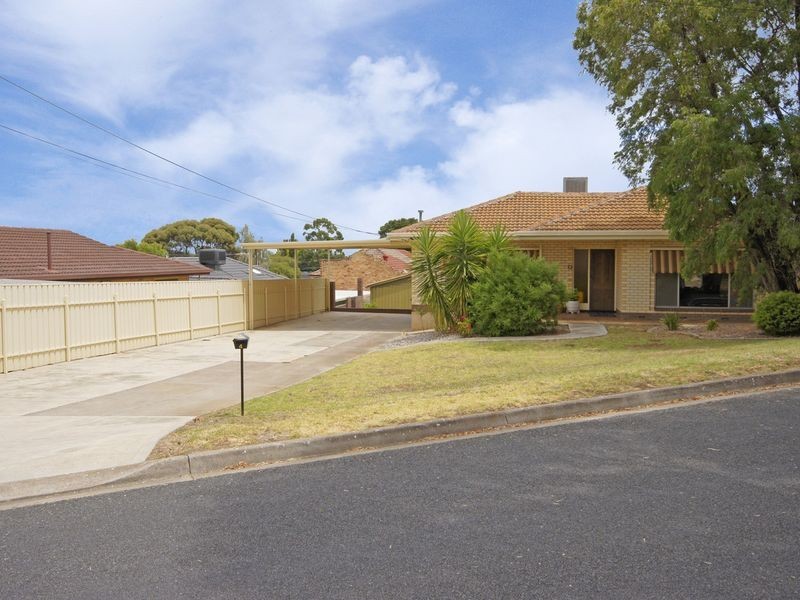 4 Bayvue Crescent, Ridgehaven SA 5097