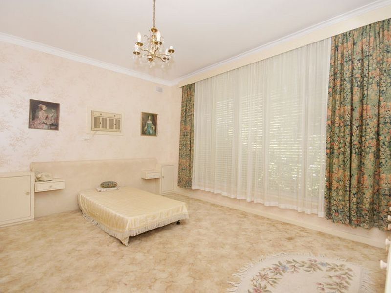 11 Stanley Street, Leabrook SA 5068