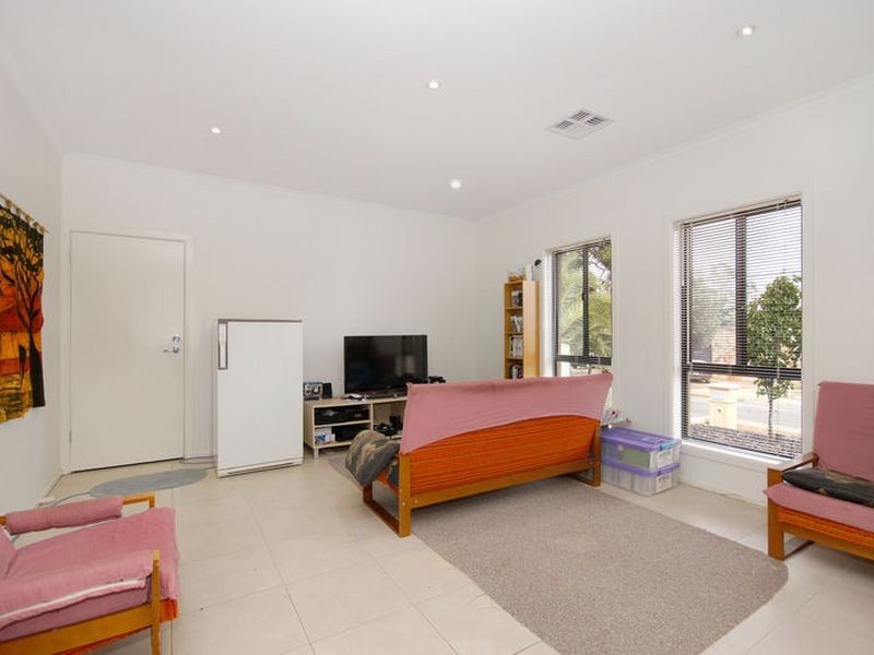 23 Todd Road, Para Hills SA 5096