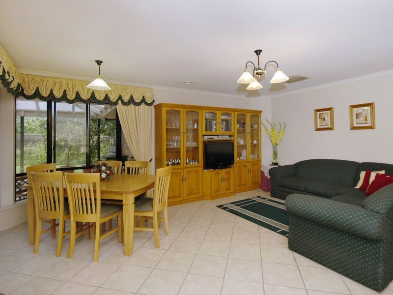 14 Seville Place, Golden Grove SA 5125