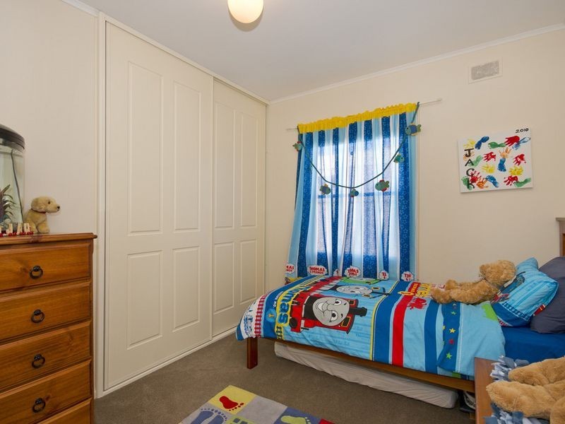 20 Minkie Avenue, Mitchell Park SA 5043