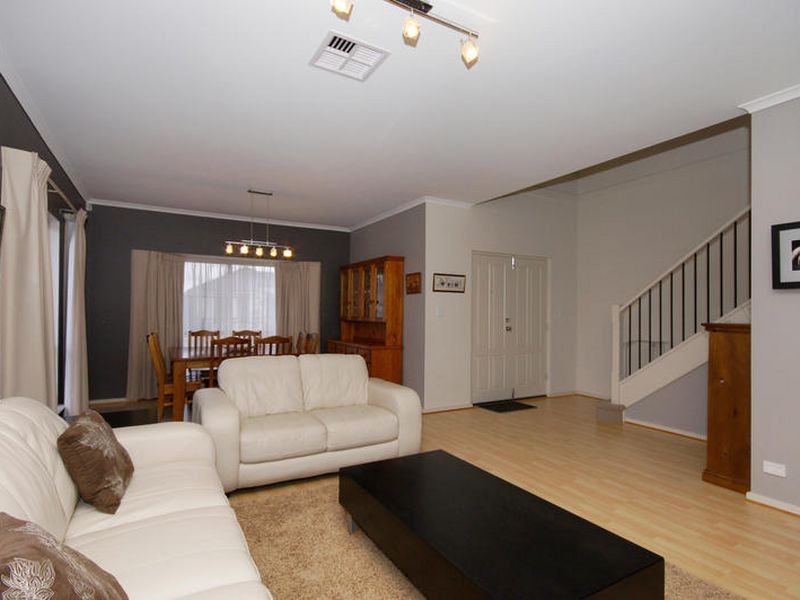 104 Sanctuary Drive, Mawson Lakes SA 5095