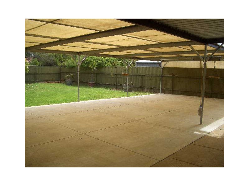 14 Wellington Road, Parafield Gardens SA 5107