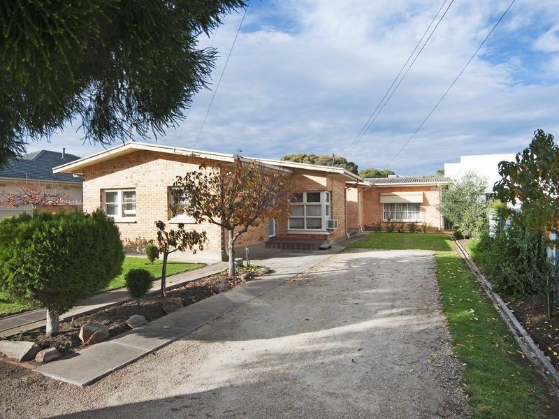 1 & 2/4 Karawirra Avenue, Rostrevor SA 5073