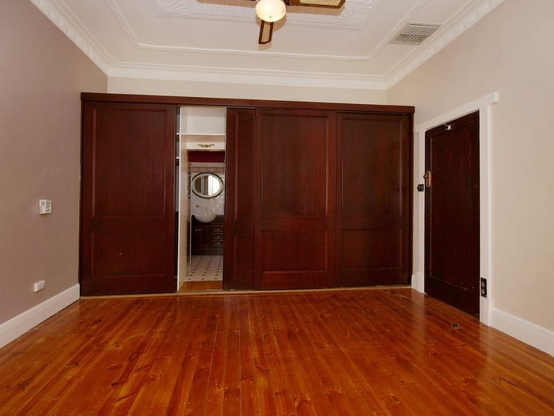 8 Gowland Street, Broadview SA 5083