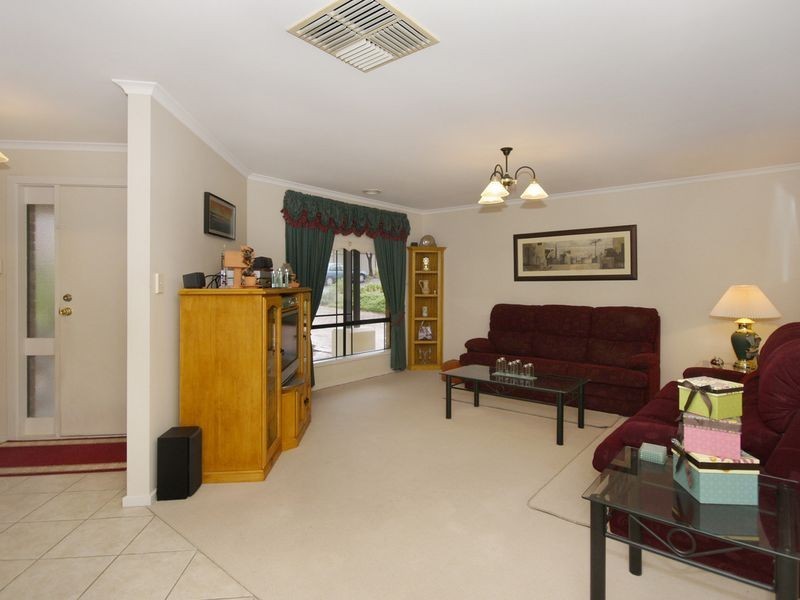 14 Seville Place, Golden Grove SA 5125