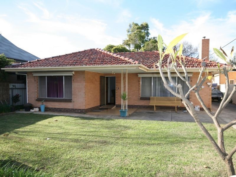 23 Ninth Avenue, St Peters SA 5069