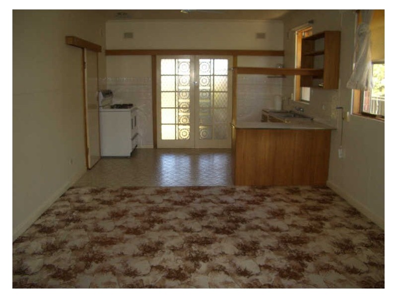 9 Windsor Avenue, Clearview SA 5085