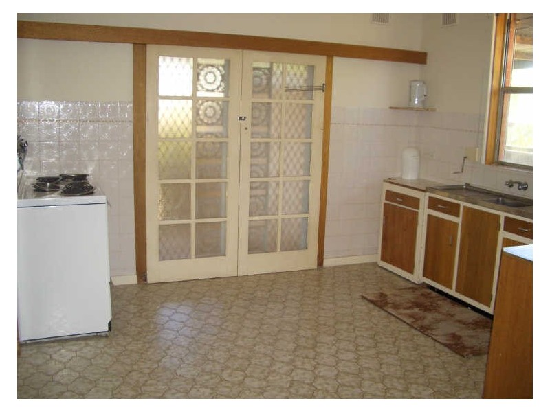 9 Windsor Avenue, Clearview SA 5085