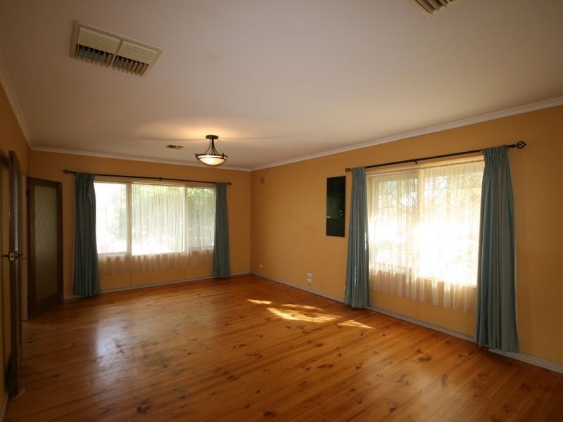 30 Cooinda Avenue, Redwood Park SA 5097