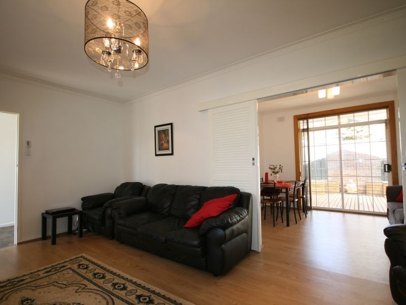 15 Lake View Crescent, Highbury SA 5089