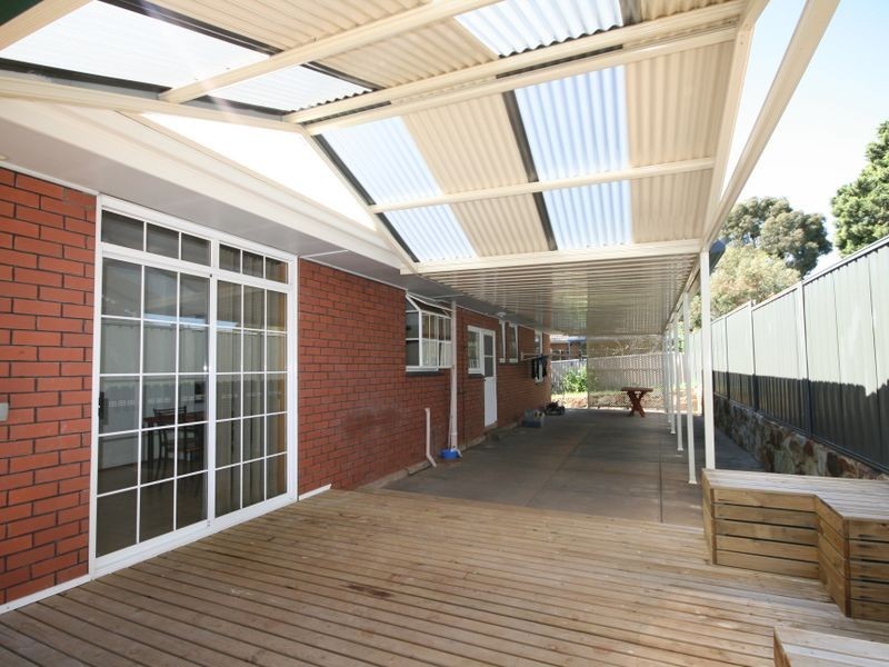 15 Lake View Crescent, Highbury SA 5089