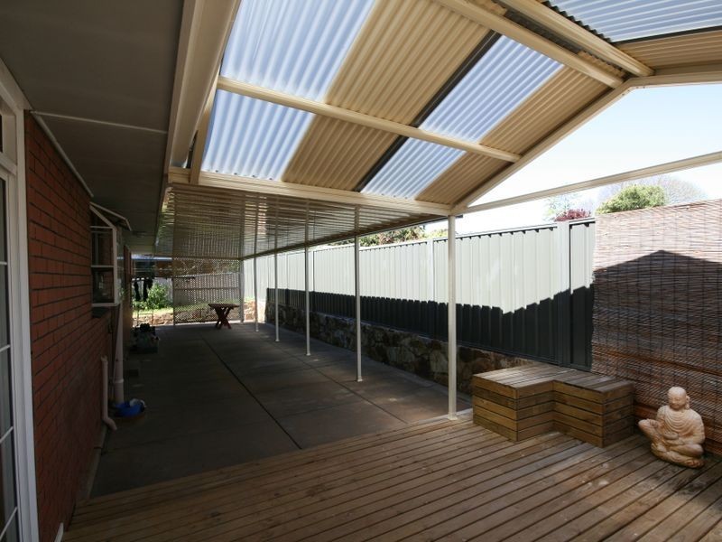 15 Lake View Crescent, Highbury SA 5089