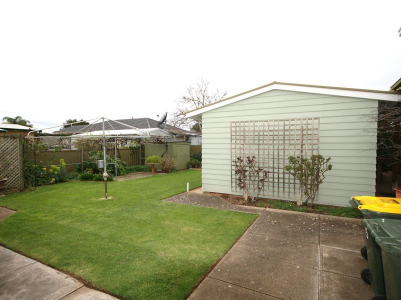 15 Margaret Avenue, Rostrevor SA 5073