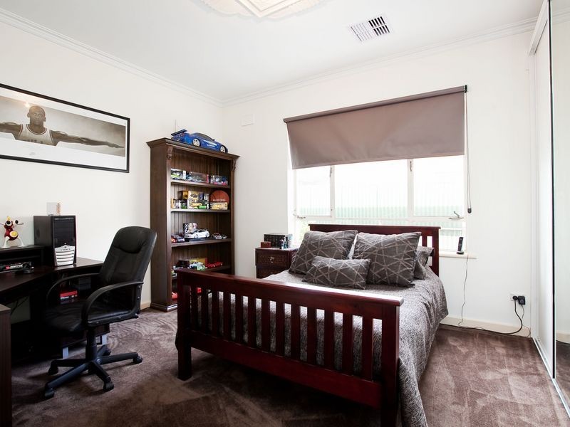 12 Star Avenue, Dudley Park SA 5008